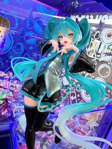 Taito Vision T-Most Hatsune Miku 1/6 Prize Figure (In-stock)