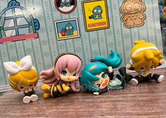 Vocaloid Hatsune Miku and Friends Slipped on the Ground Small Figure 4 Pieces Set (In-stock)