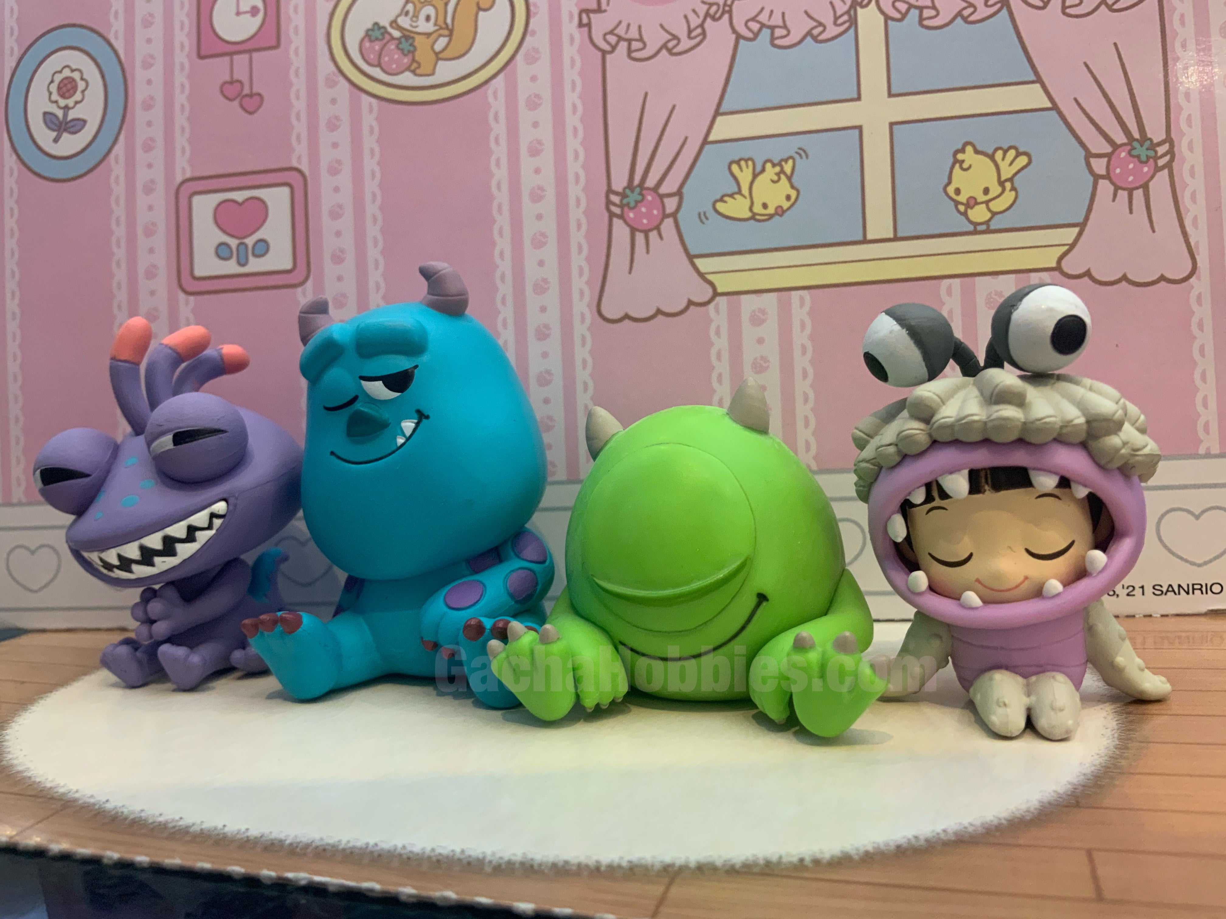 monsters inc sleep Disney Monster Inc and Friends Sleeping on Shoulder Figure 4 Pieces Se – Gacha Hobbies